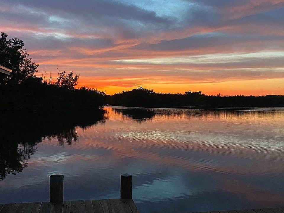Back yard - Thousand Islands