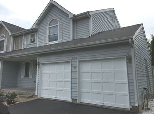 360 Joren Trl, Antioch, IL 60002