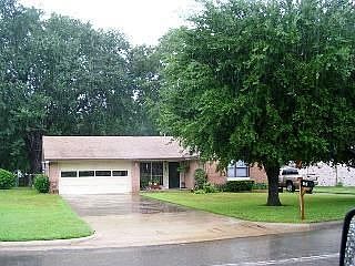 1st image of 405 E Magnolia Dr