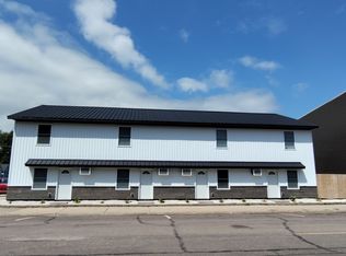 124 3rd St S #128, Waterville, MN 56096