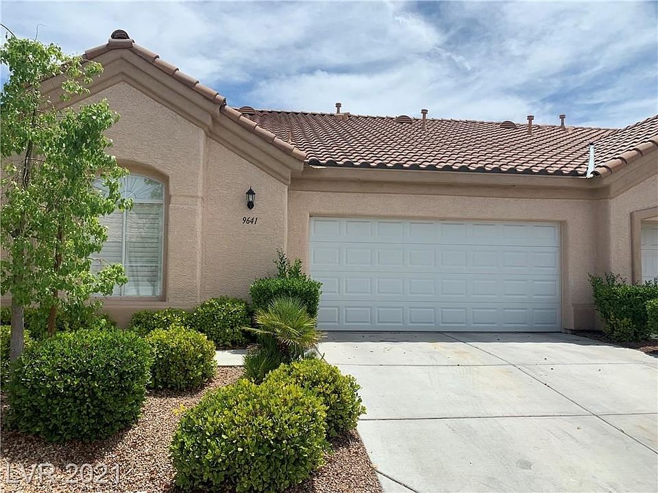 1st image of 9641 Emeraude Ave