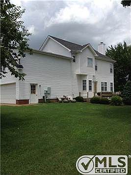 4th image of 2600 Milton Ln