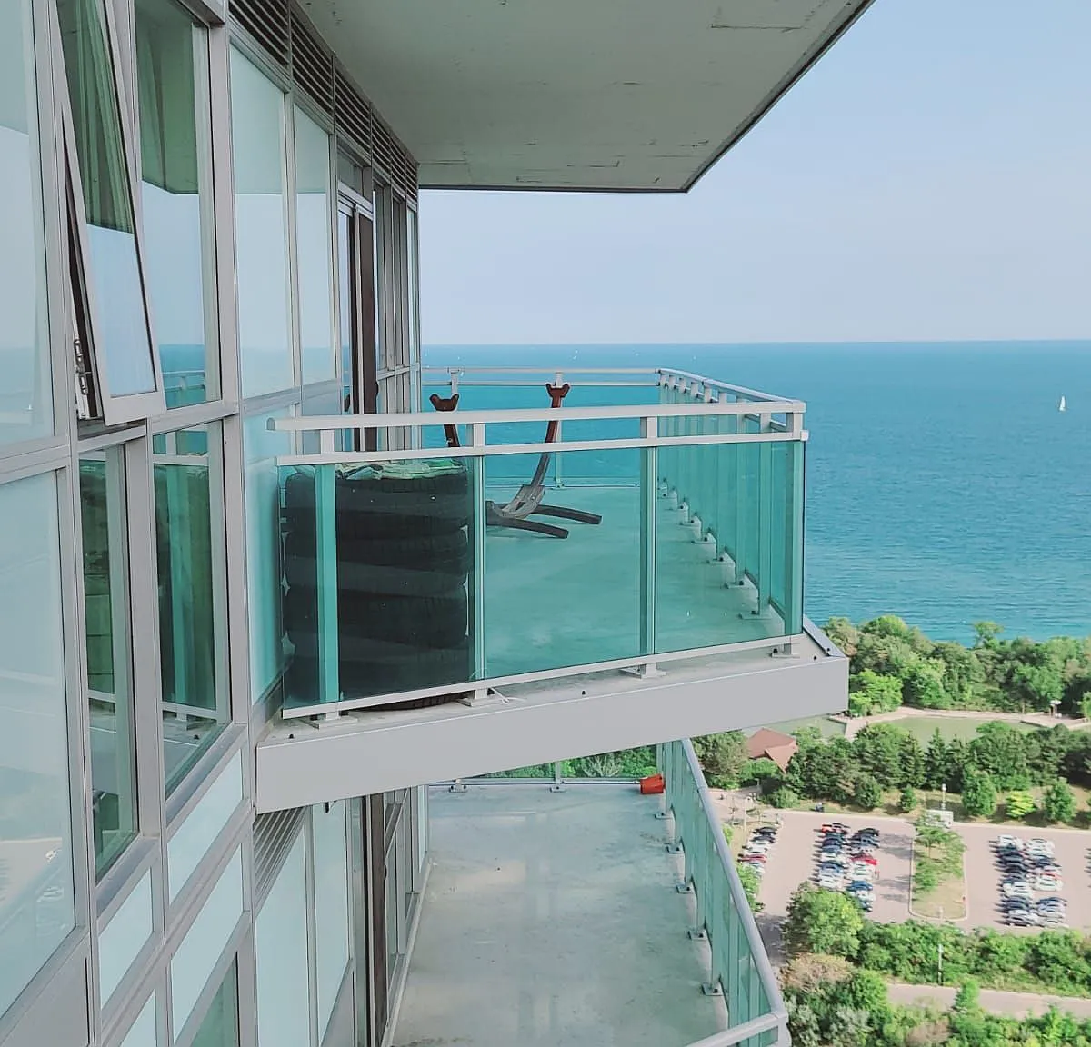 Jade Water Front — Photo 2