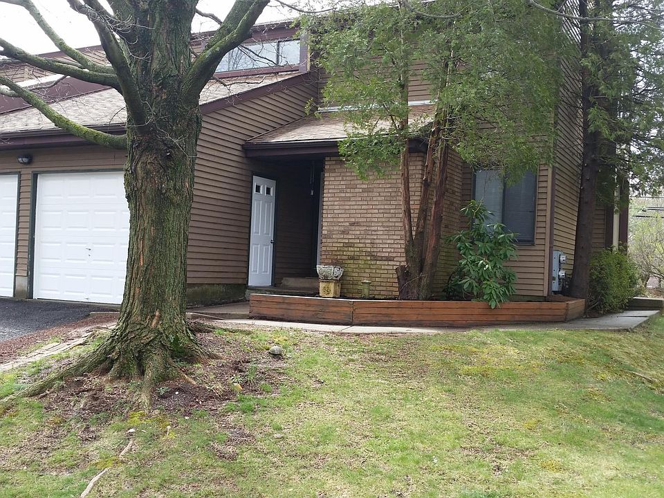 Front of townhouse