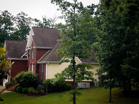 5th image of 297 Hickory Crest Dr NE