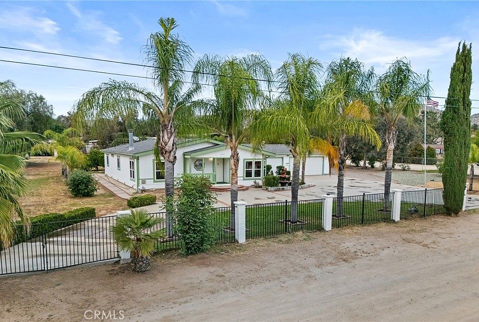 1st image of 29740 Cadena Dr