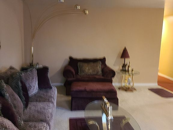 4th image of 2326 Tippecanoe St