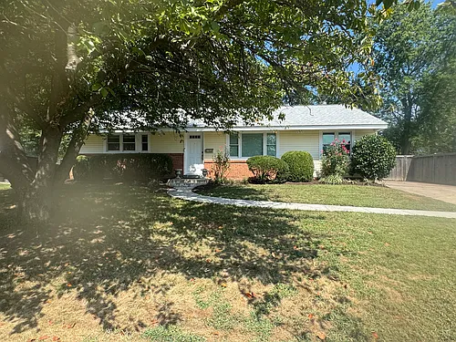 3304 Piper Ln Photo 1