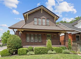 394 Grove Ave #2, Windsor, ON N9A 6E9