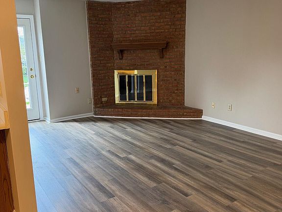 5th image of 1100 Turkey Foot Rd APT 3