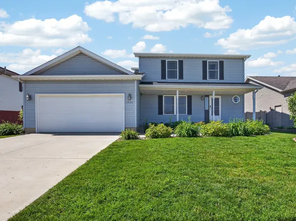 1905 Saltonstall Dr, Normal, IL 61761