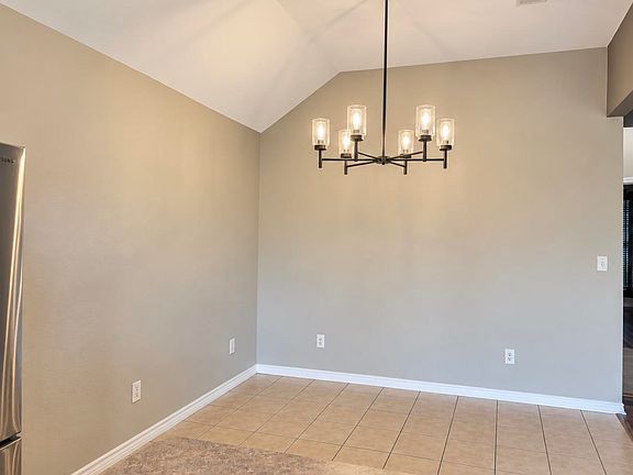 4th image of 5420 Westchester Ln