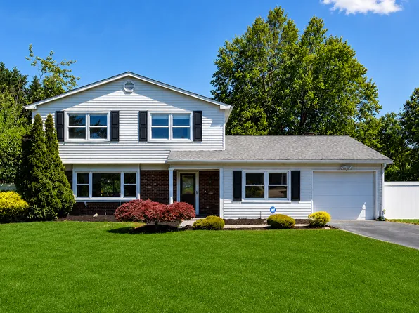 (undisclosed Address), South Setauket, NY 11720