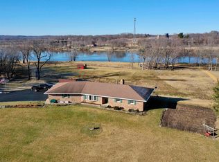 4224 N River Rd, Oregon, IL 61061