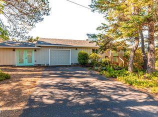 100 Hillcrest St, Lincoln City, OR 97367