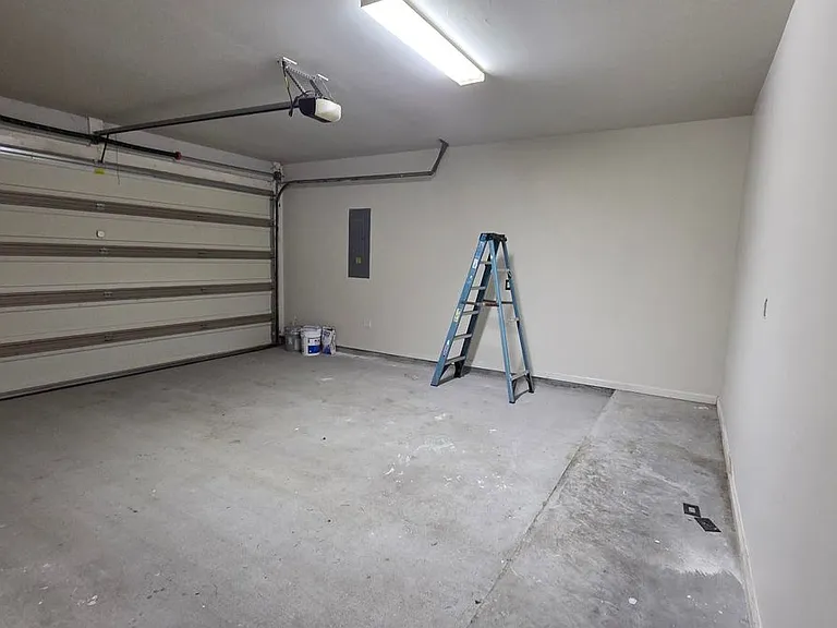 583 Fall River Dr — Photo 24
