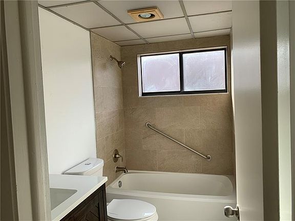 4th image of 7273 Ashmont Cir #306