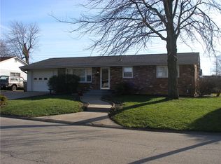 2605 16th St, Columbus, IN 47201