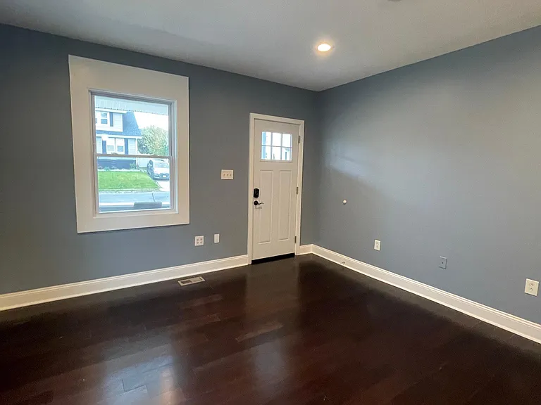 4214 Woodlea Ave — Photo 8