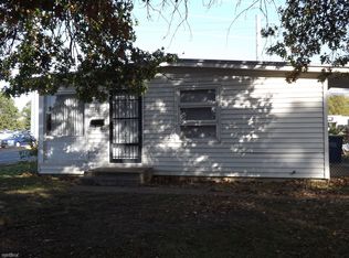 1700 SW Amhurst Rd, Topeka, KS 66604