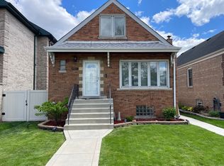 5711 S Menard Ave, Chicago, IL 60638