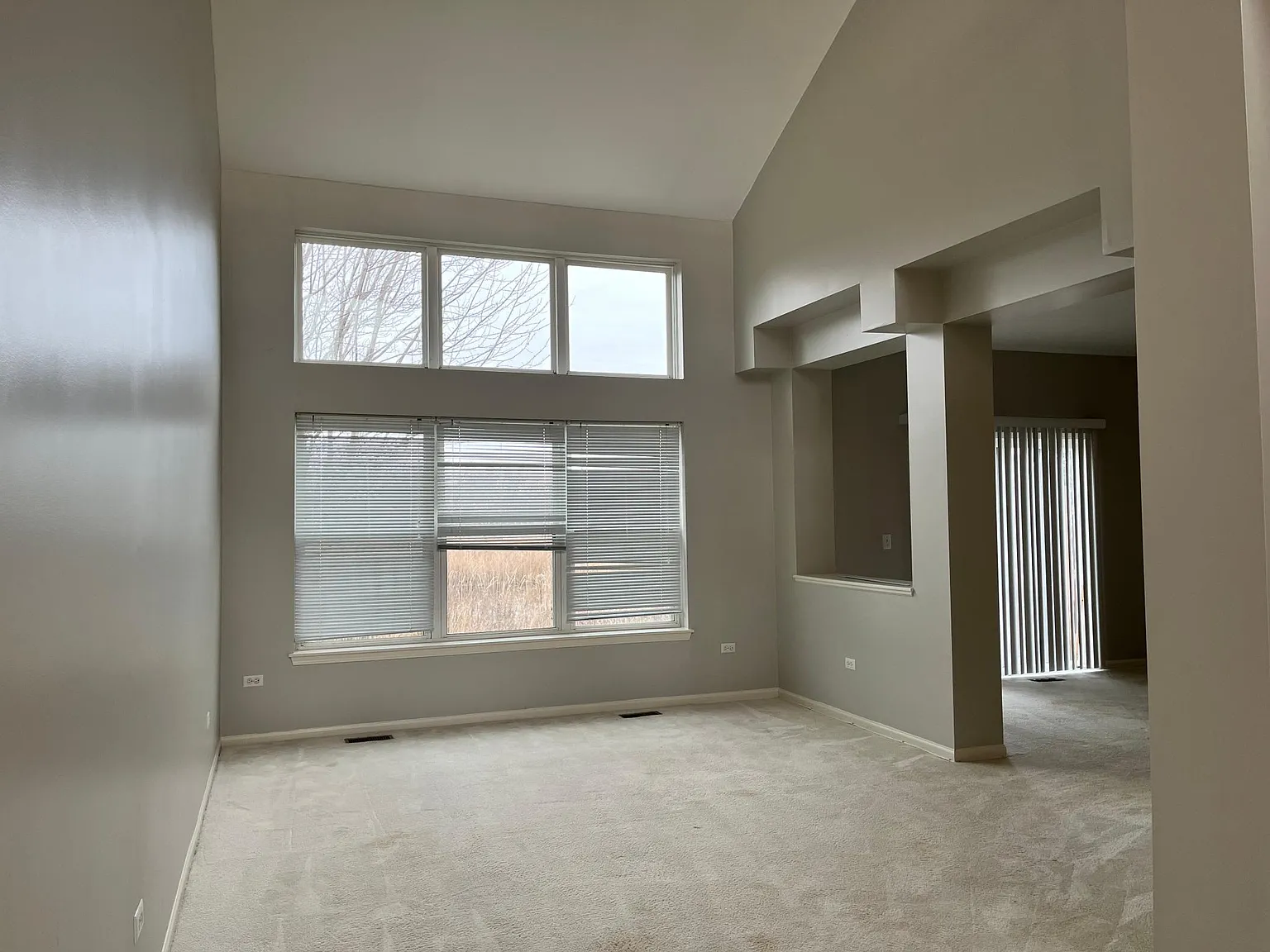 2 bed, 2.5 bath, 1500 sqft, $2,400 — Photo 2