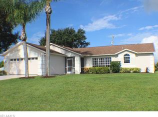 842 NE 7th Ave, Cape Coral, FL 33909
