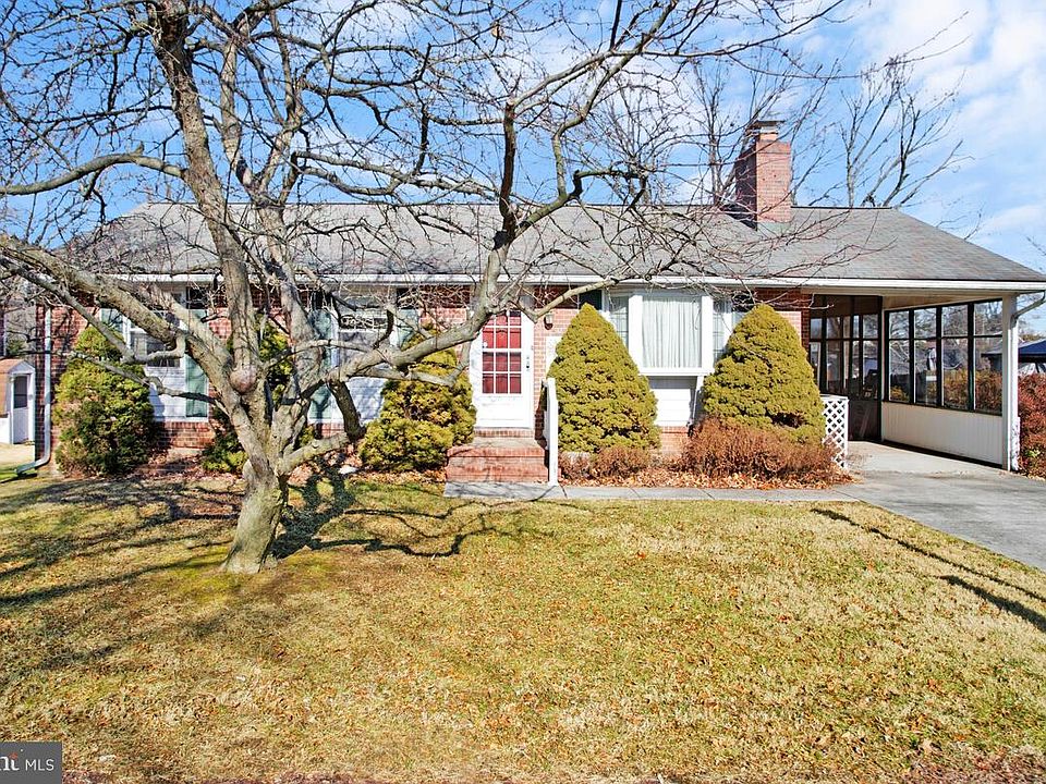 1st image of 612 Fairmount Rd