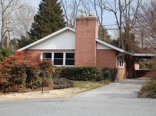 1604 Ruxton Ct, Ruxton, MD 21204