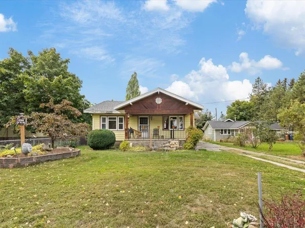 6121 N Lacey St, Spokane, WA 99208