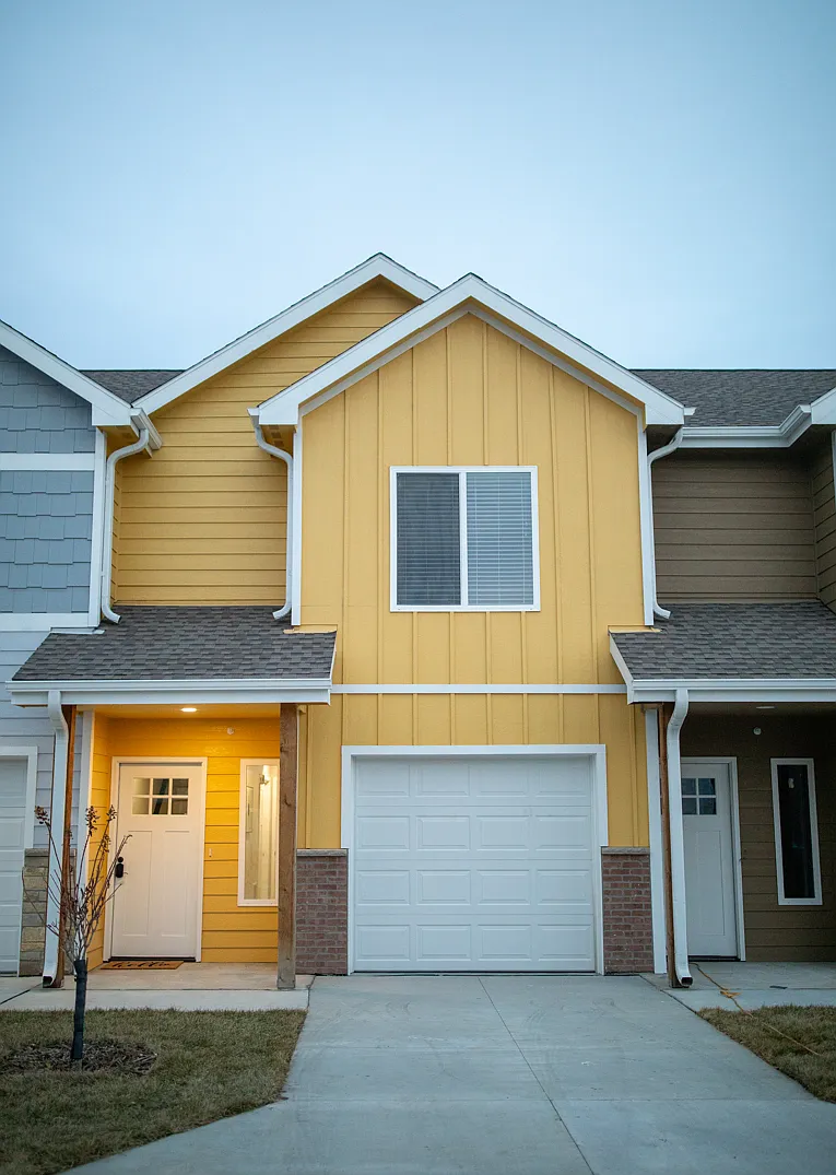 Black Squirrel Flats Townhomes - 11 — Photo 3