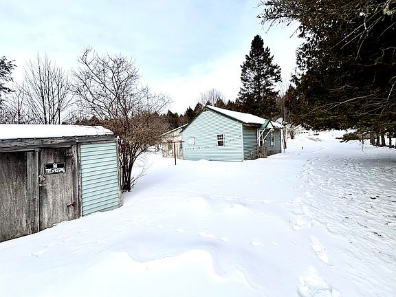 4th image of 21 Horseshoe Road