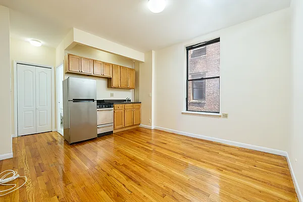 Rented by Owner | media 9