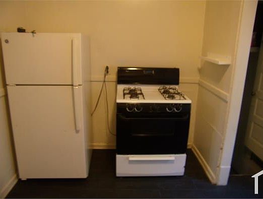 3rd image of 1440 Cass Ave SE #1