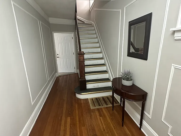 325 Hawthorne Ave #1 — Photo 15
