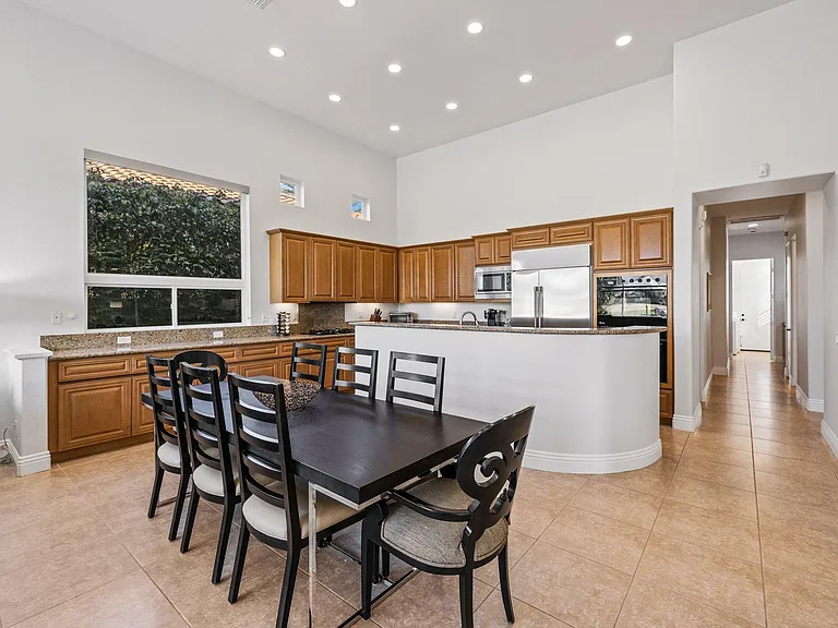 81045 Legends Way — Photo 7