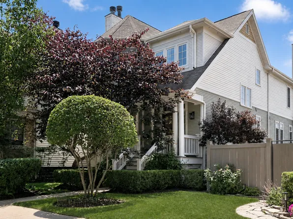 3434 N Marshfield Ave, Chicago, IL 60657