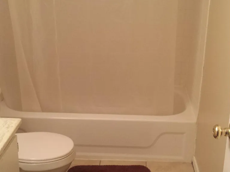 122 Mullingar Ct — Photo 6