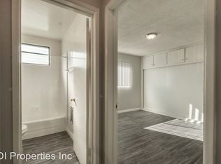 8425 S Western Ave APT 10, Los Angeles, CA 90047