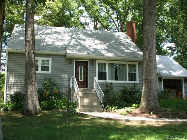 914 Ironington Rd, Richmond, VA 23227