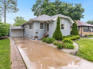 1120 Schriber Ave, Joliet, IL 60435