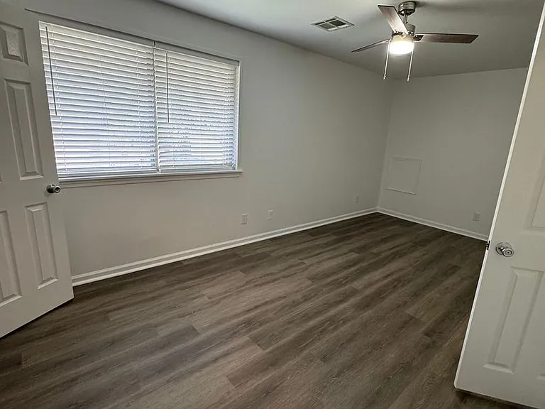 1512 Lake Ave — Photo 14