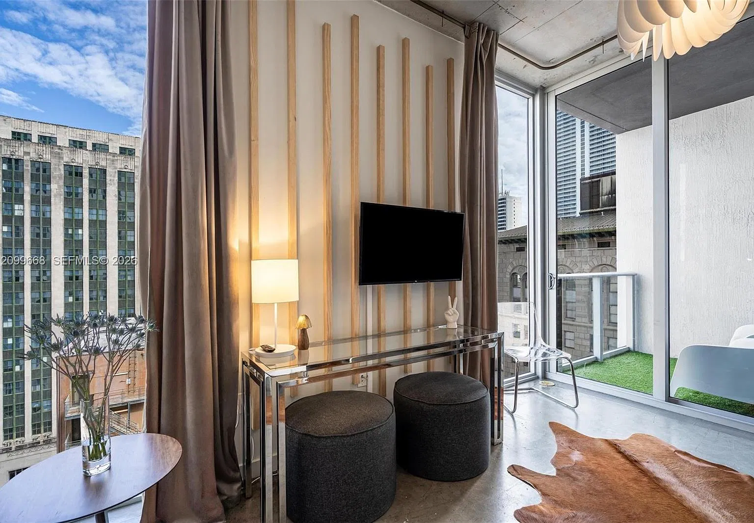 Centro Condo — Photo 2