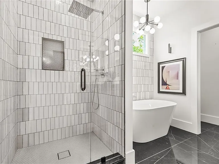 2186 Park Ter — Photo 28