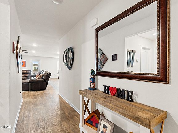 5th image of 212 Red Bay Rd