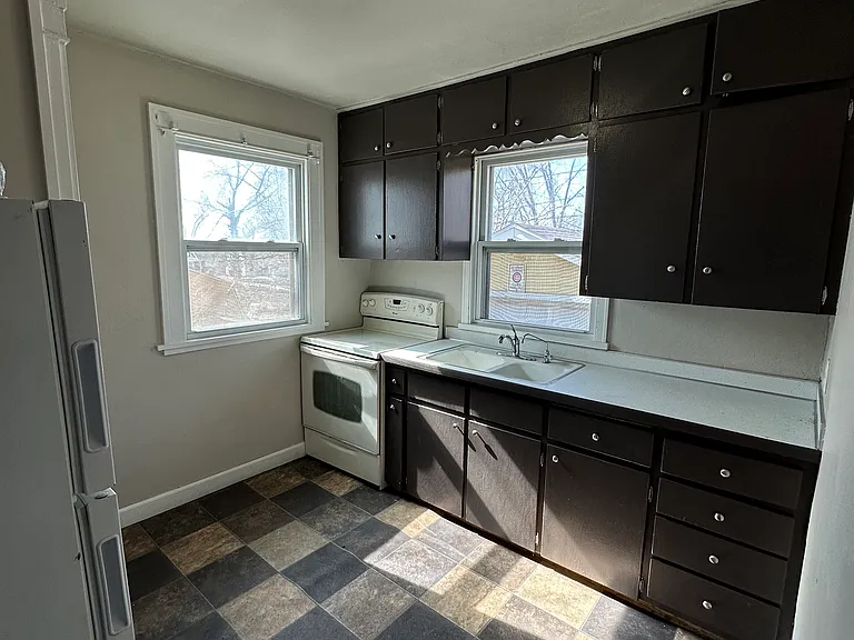 3214 C Ave NE — Photo 7