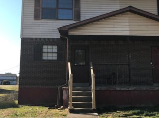 1226 Clear Ridge Ln, Radcliff, KY 40160