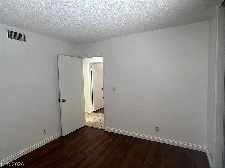 4348 Apex Dr — Photo 16