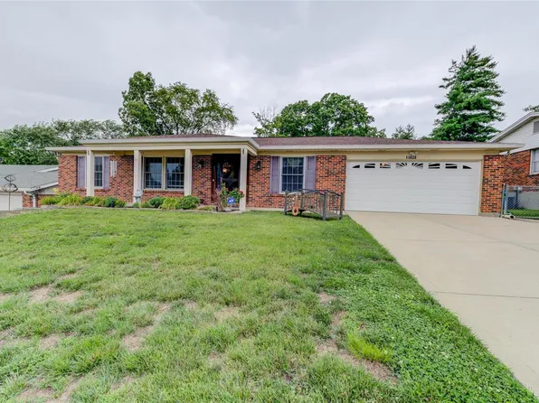 11899 Brookington Dr, Bridgeton, MO 63044