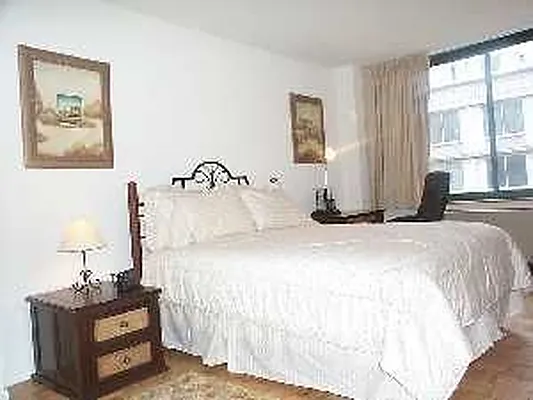 Rented by Douglas Elliman | media 21